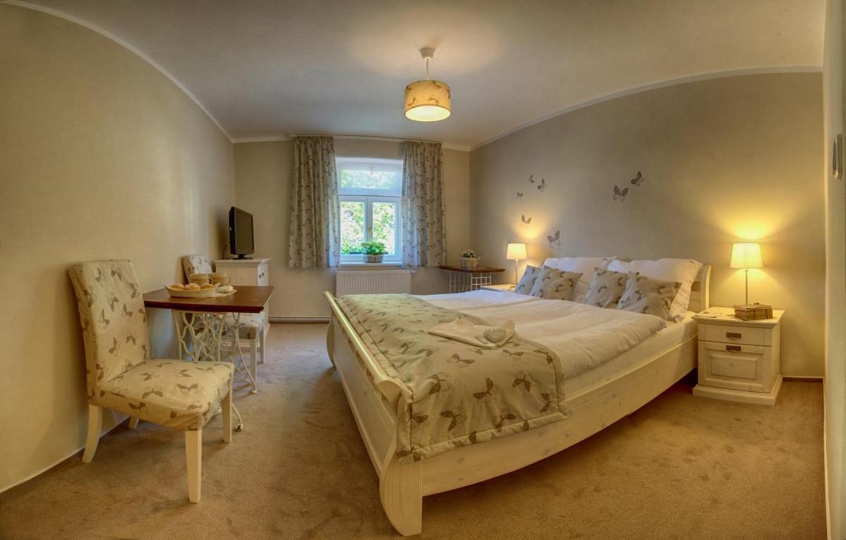 Hotel Pansky Dum Nove Mesto na Morave Kültér fotó
